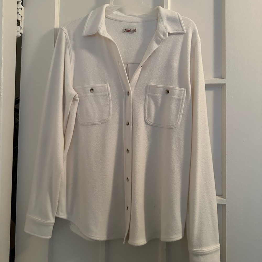 NWOT FAHERTY Legend Sweater Shirt